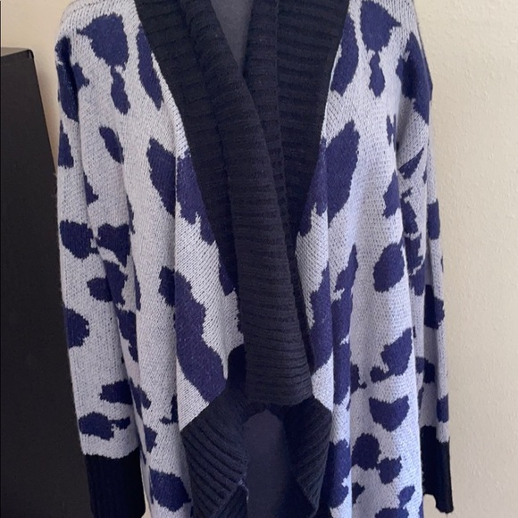 Romeo & Juliet Couture Swing Cardigan - Picture 2 of 5